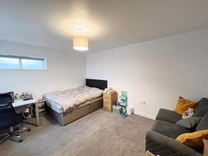 Photo 15- click for photo gallery